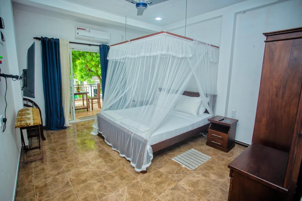 Sheron Resort Unawatuna Exterior photo